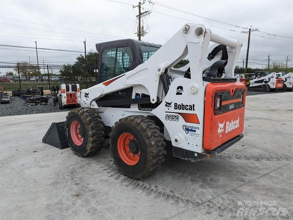 Bobcat S850 Skid steer loderler