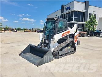 Bobcat T66 Skid steer loderler