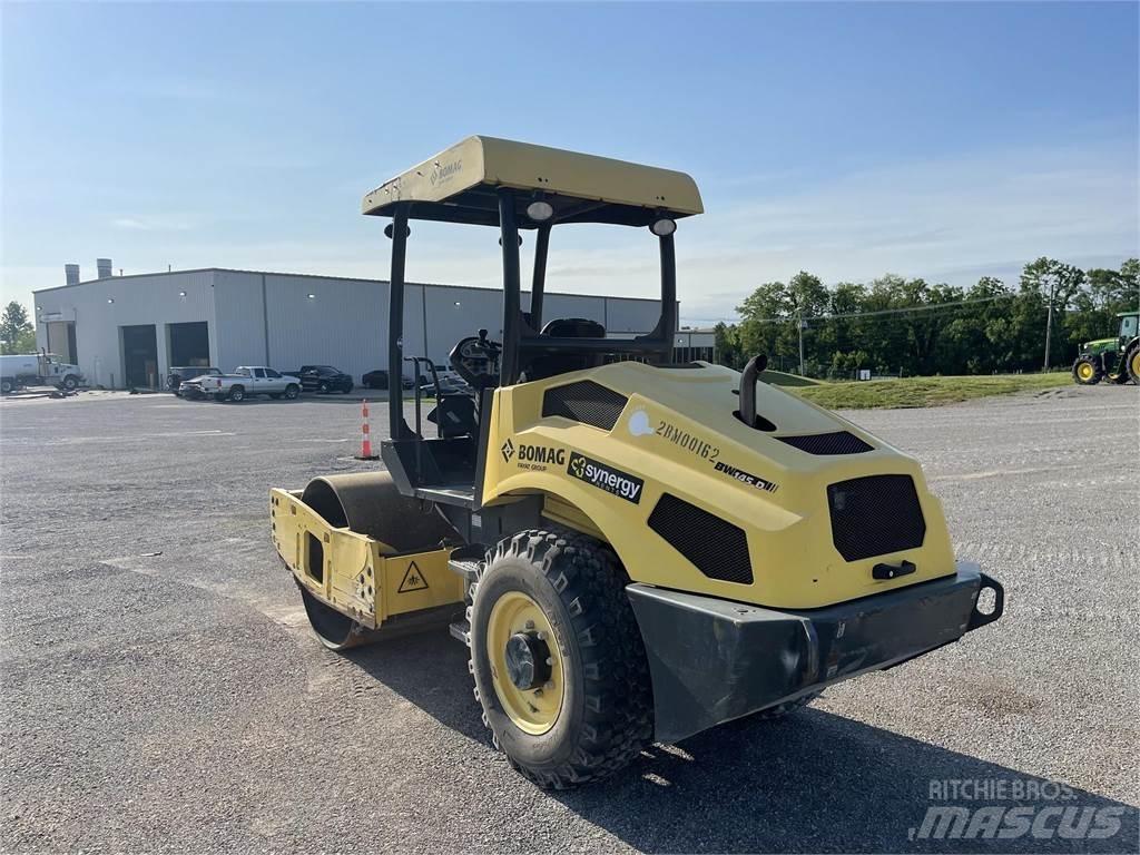 Bomag BW145D-5 Çift tamburlu silindirler