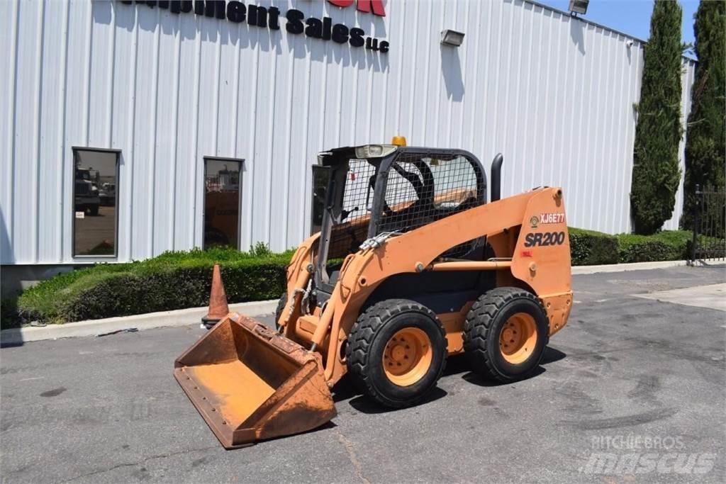 CASE SR200 Skid steer loderler