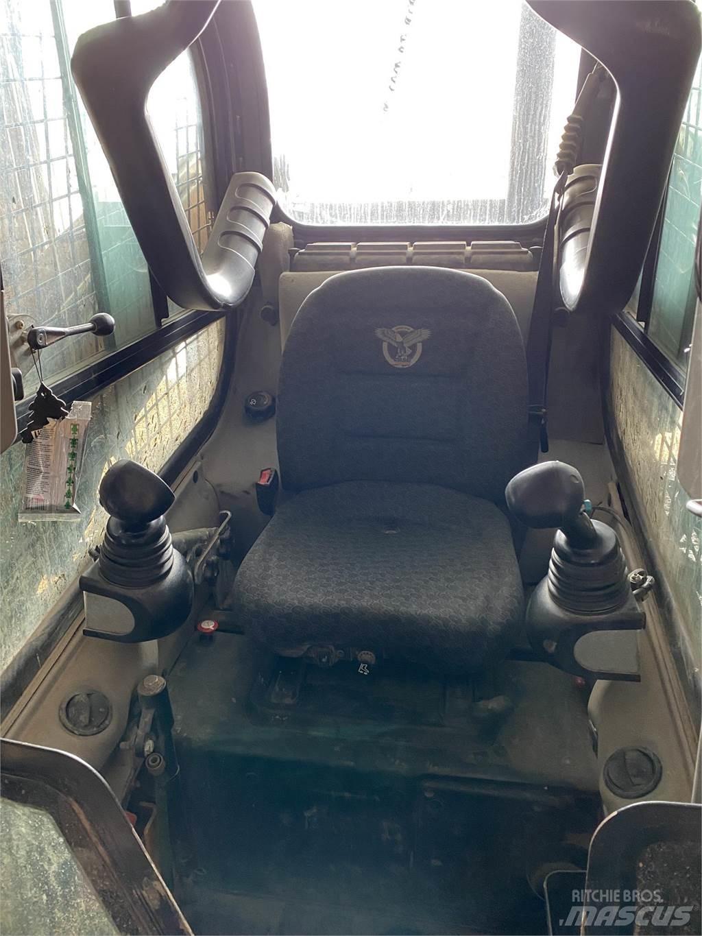 CASE SV280 Skid steer loderler