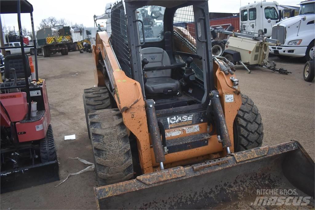 CASE SV340 Skid steer loderler