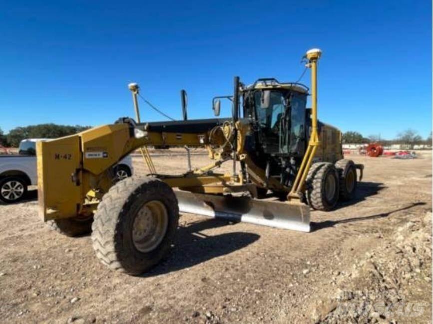CAT 140M2 Greyderler