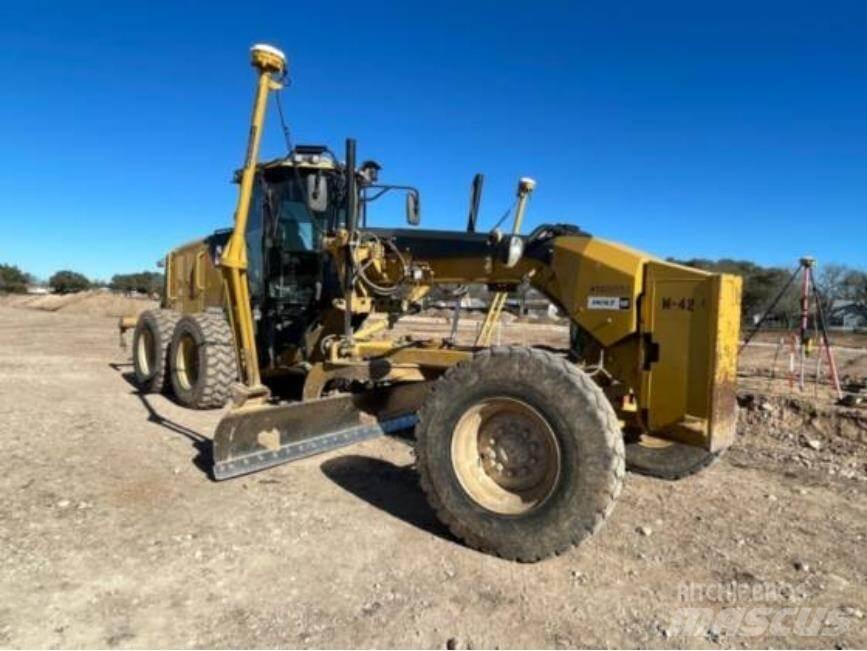 CAT 140M2 Greyderler