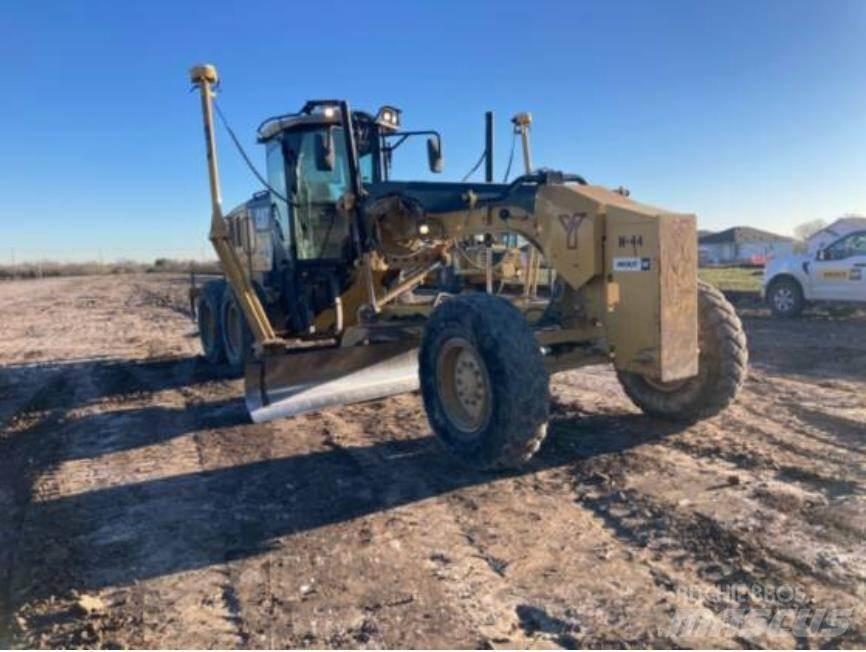 CAT 140M2 Greyderler