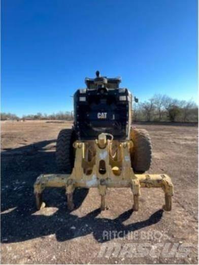 CAT 140M2 Greyderler