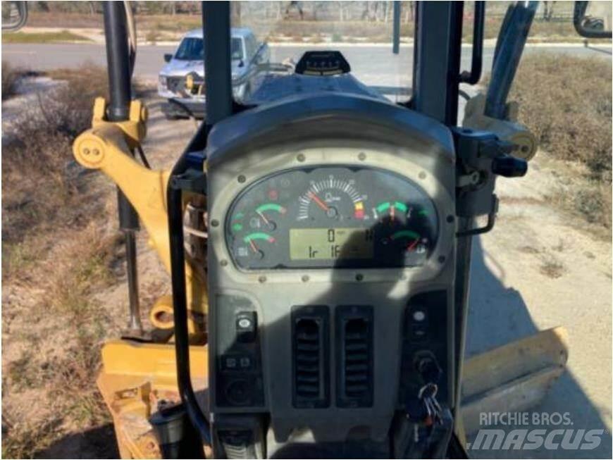 CAT 140M2 Greyderler