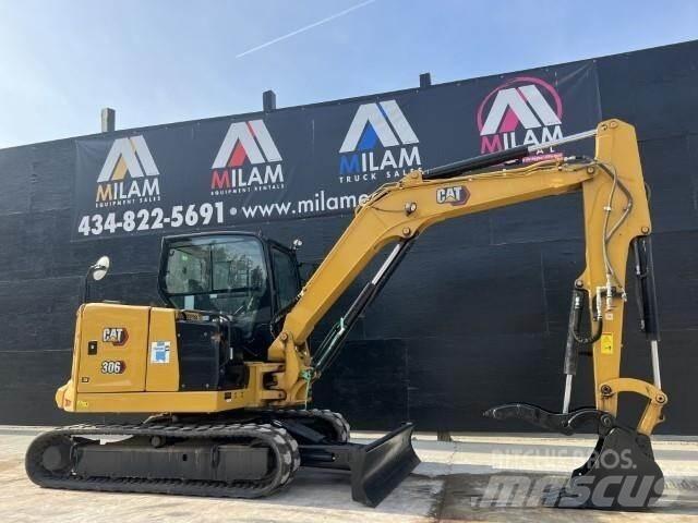 CAT 306CR Paletli ekskavatörler