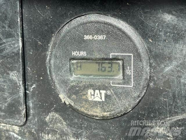 CAT 307E2 Paletli ekskavatörler