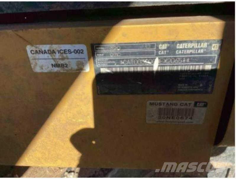 CAT 320 Paletli ekskavatörler