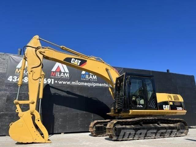CAT 320DL Paletli ekskavatörler