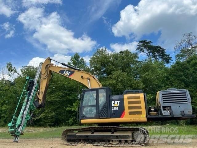 CAT 320EL Sondaj kuleleri