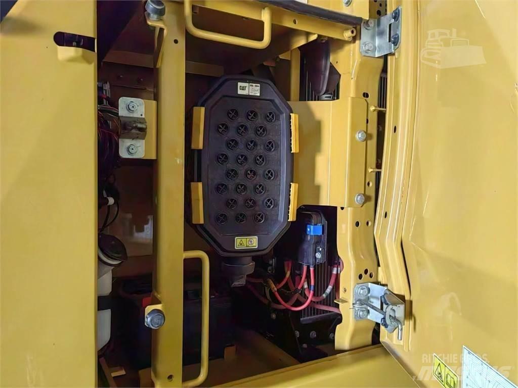 CAT 330 Paletli ekskavatörler