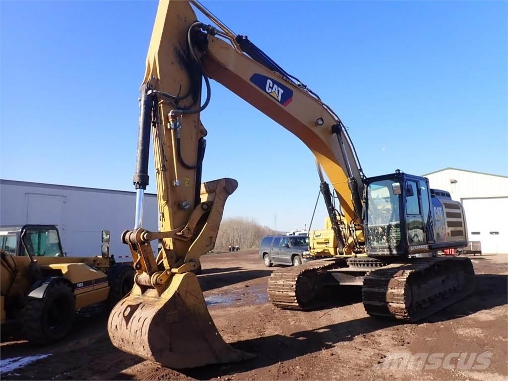 CAT 336F Paletli ekskavatörler