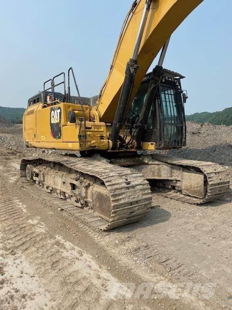 CAT 349FL Paletli ekskavatörler