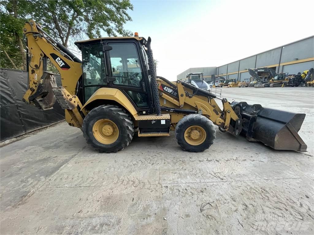 CAT 420F2 IT Kazıcı yükleyiciler - beko loder