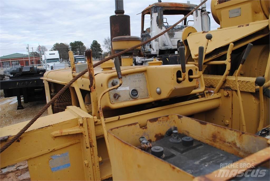 CAT 561C Boru döşeme dozerleri