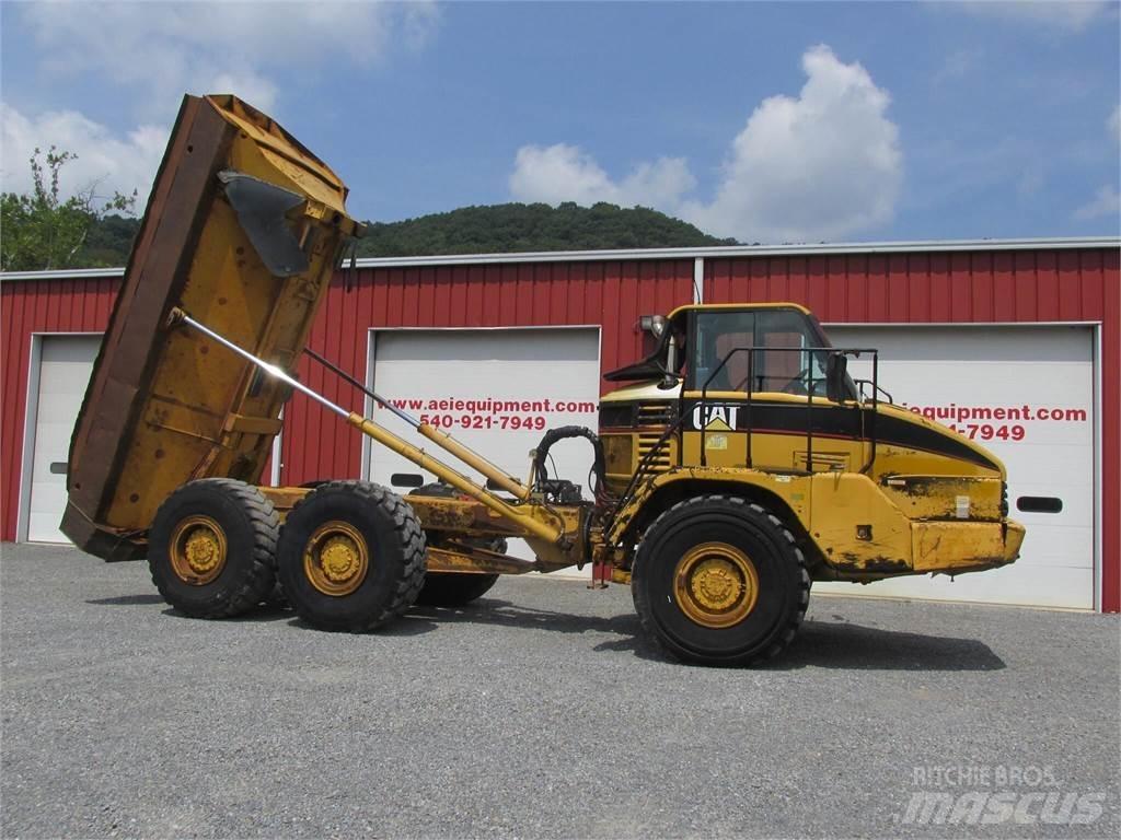 CAT 725 Belden kirma kaya kamyonu