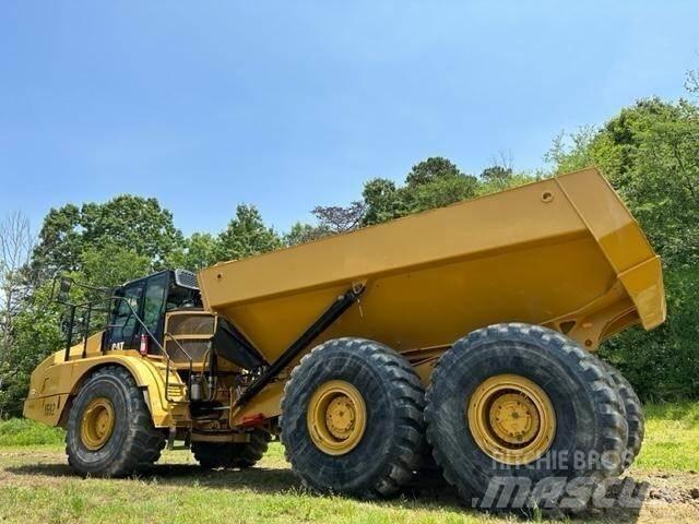 CAT 745 Belden kirma kaya kamyonu