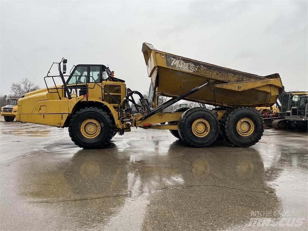 CAT 745C Belden kirma kaya kamyonu