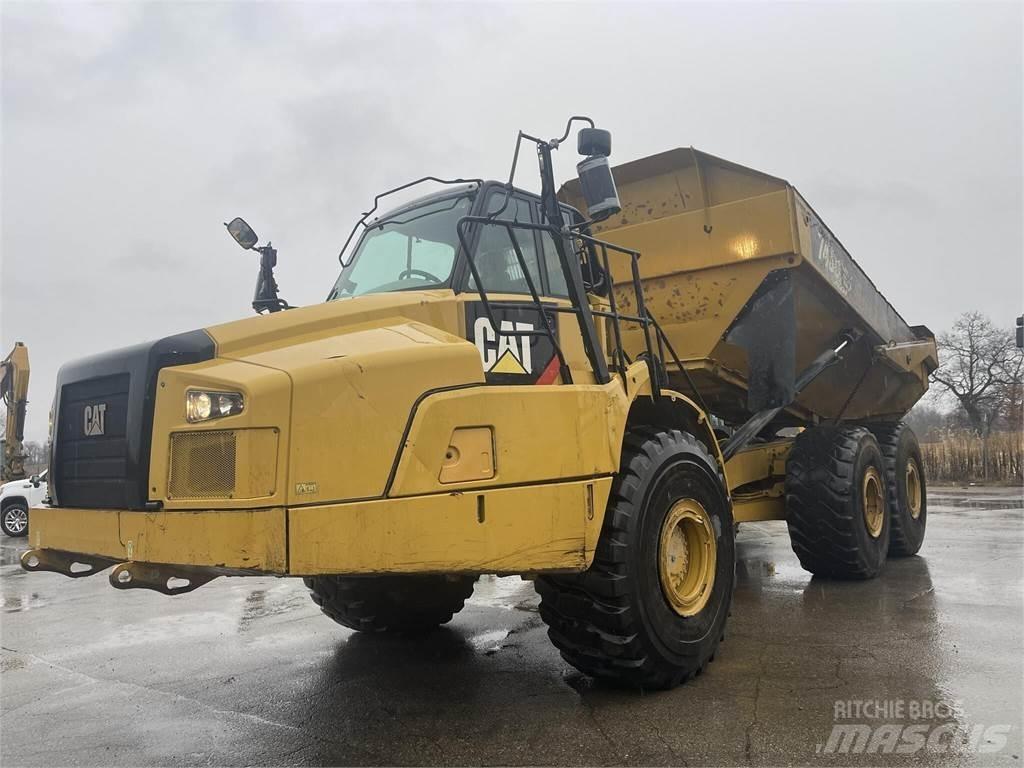 CAT 745C Belden kirma kaya kamyonu
