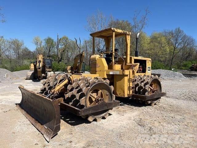 CAT 815 Atik eziciler