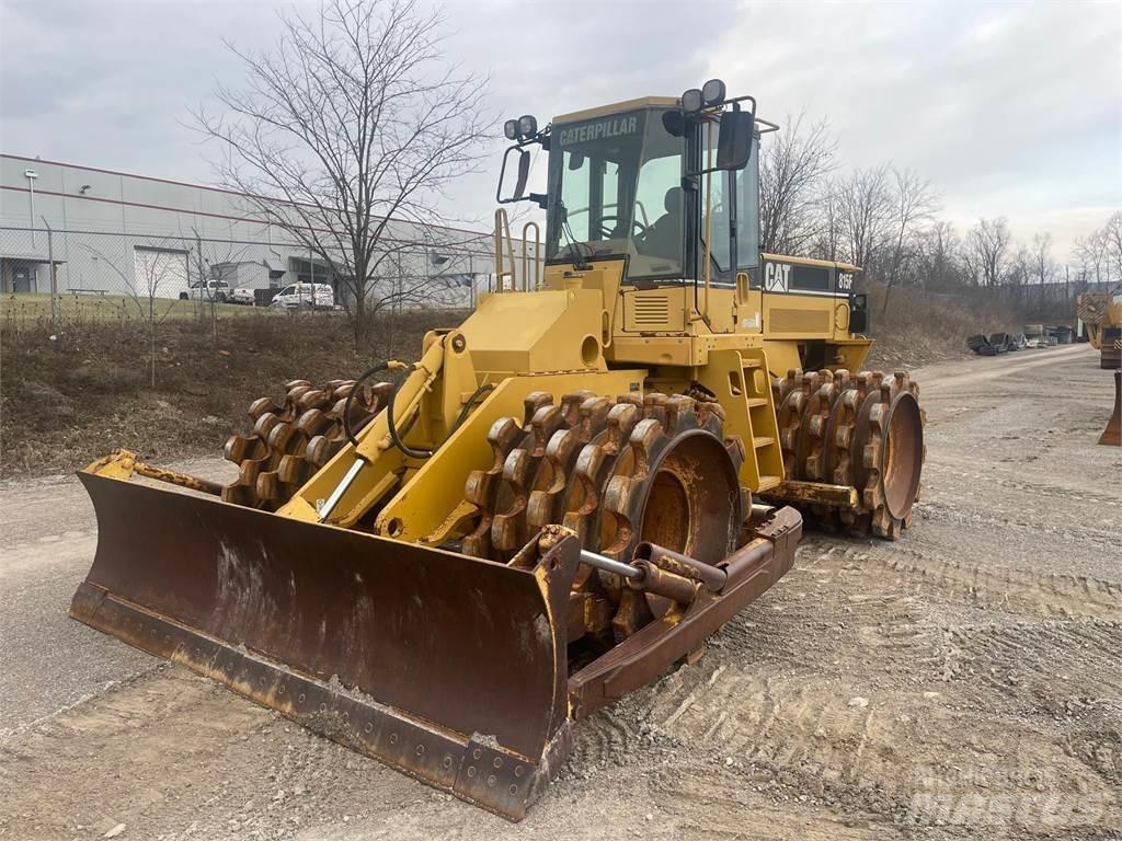 CAT 815F Atik eziciler