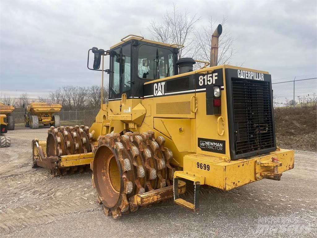CAT 815F Atik eziciler