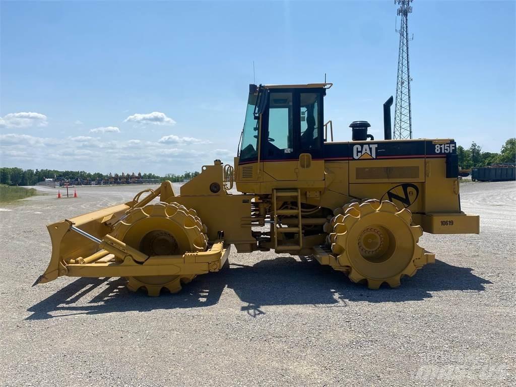 CAT 815F Atik eziciler