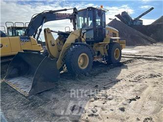 CAT 938M Tekerlekli yükleyiciler