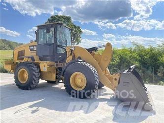 CAT 938M Tekerlekli yükleyiciler