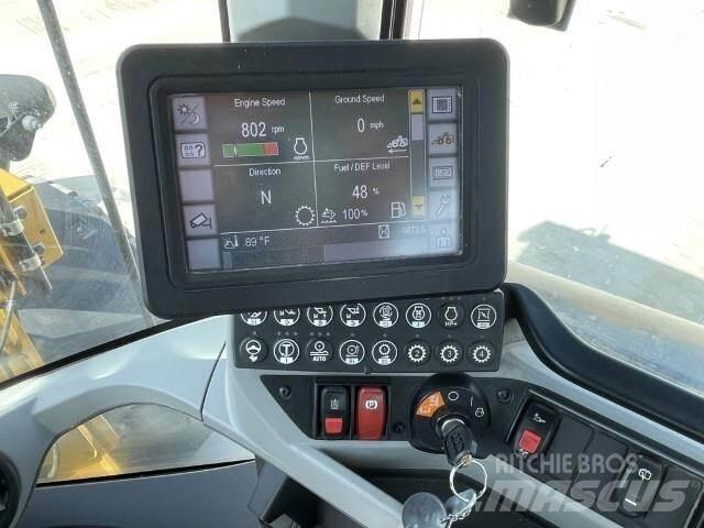 CAT 938M Tekerlekli yükleyiciler