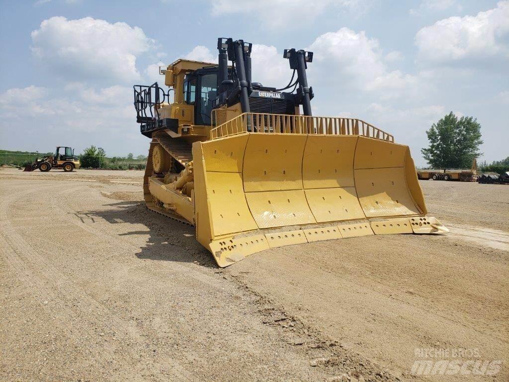 CAT D10T Paletli dozerler