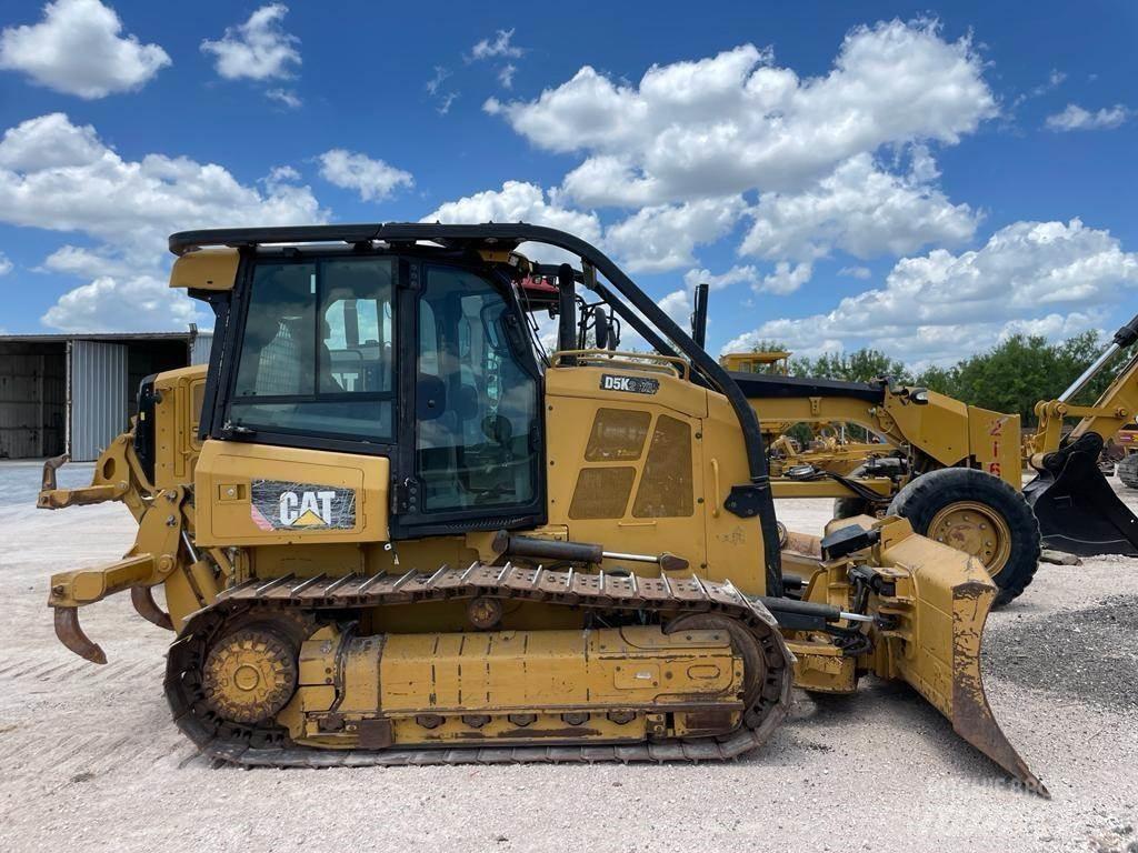 CAT D5K2 XL Paletli dozerler