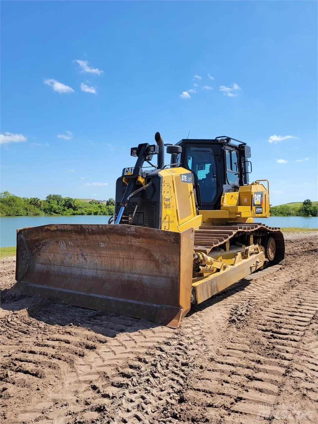 CAT D7E LGP Paletli dozerler