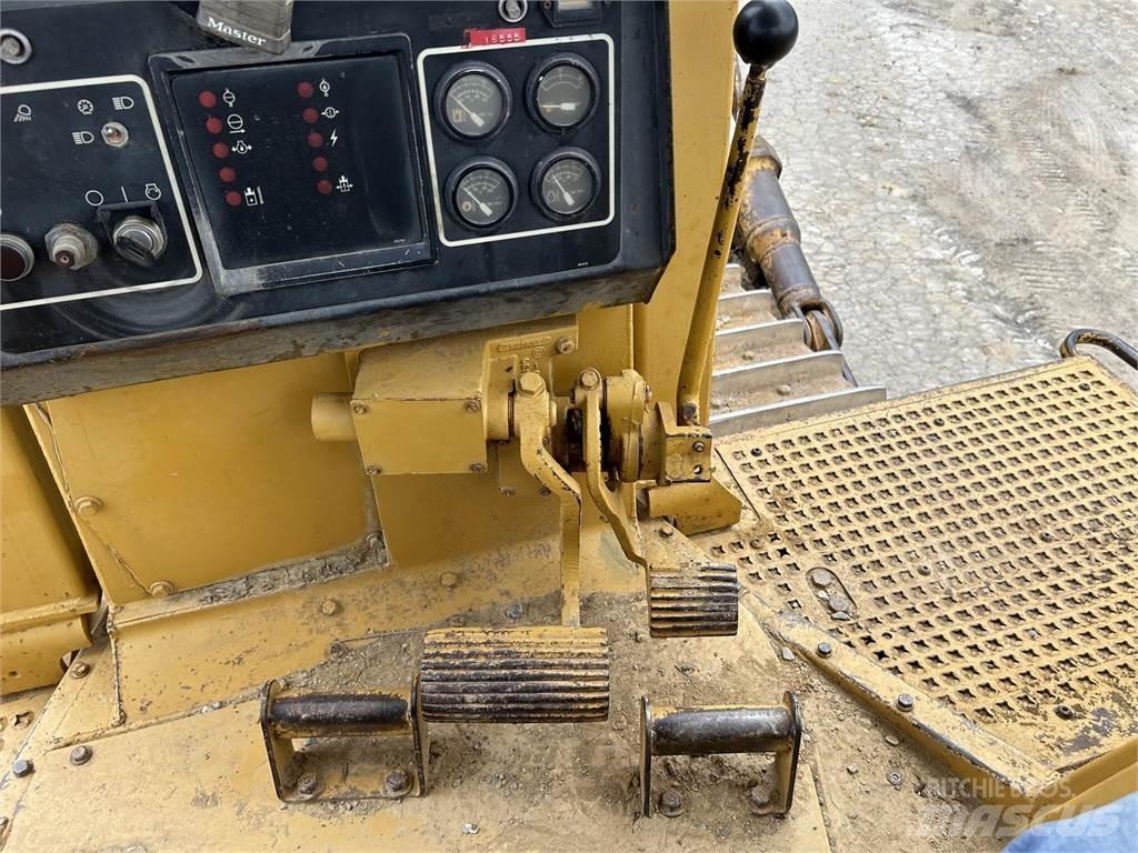 CAT D8N Paletli dozerler
