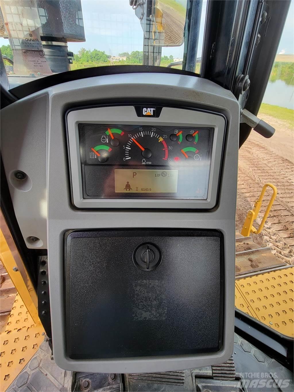 CAT D8T Paletli dozerler