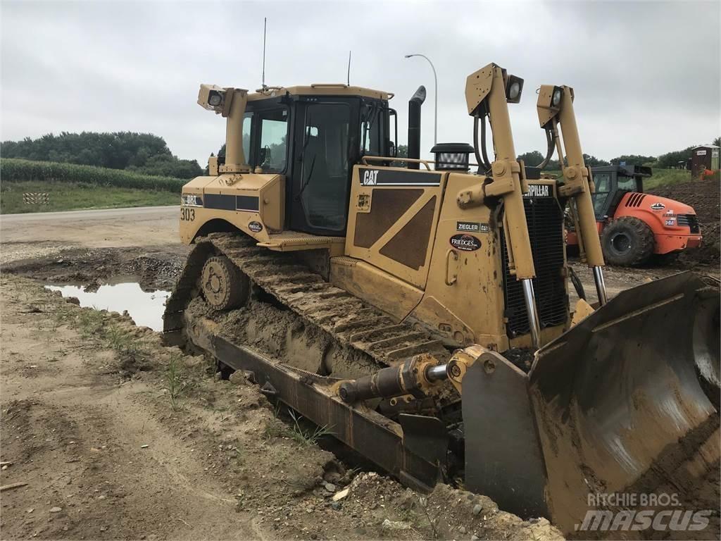 CAT D8T Paletli dozerler
