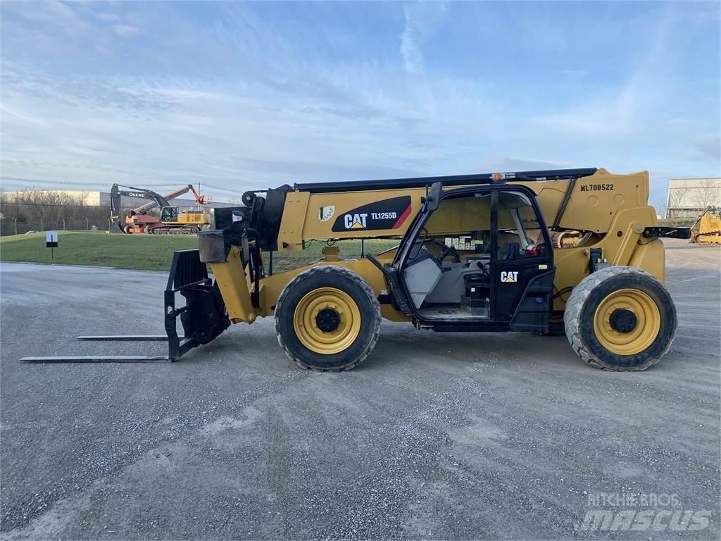 CAT TL1255D Teleskopik yükleyiciler