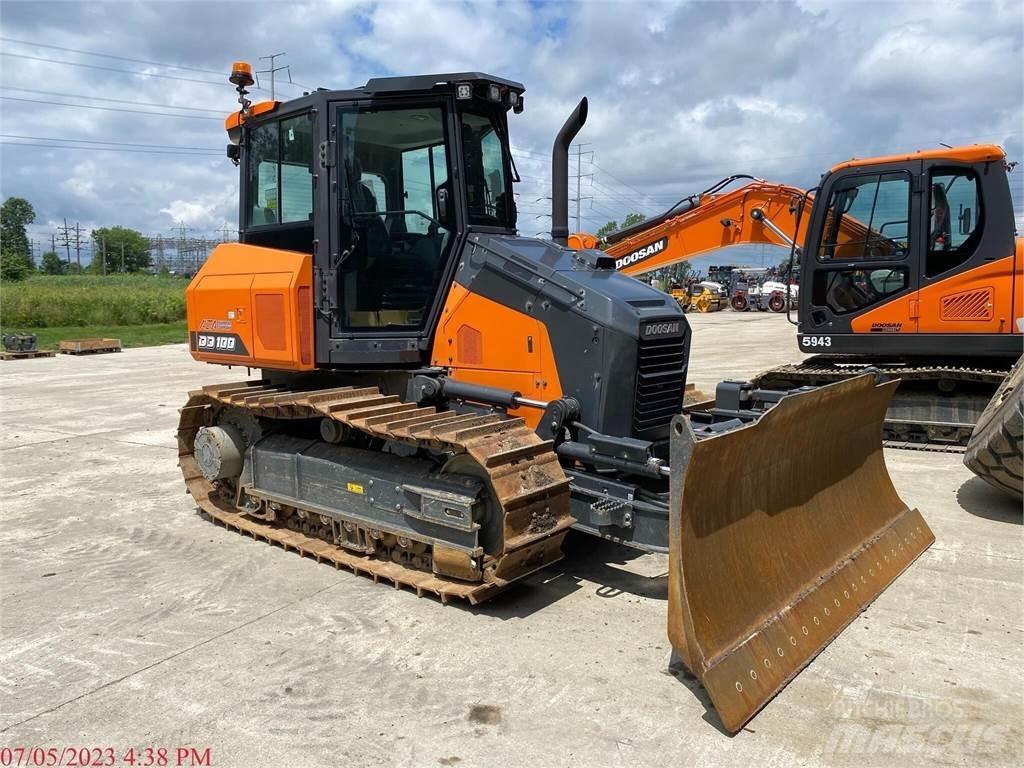 Develon DD100 Paletli dozerler
