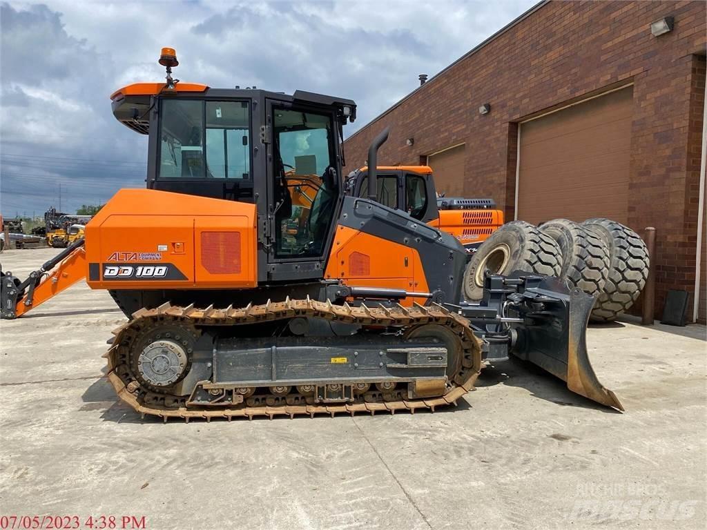 Develon DD100 Paletli dozerler