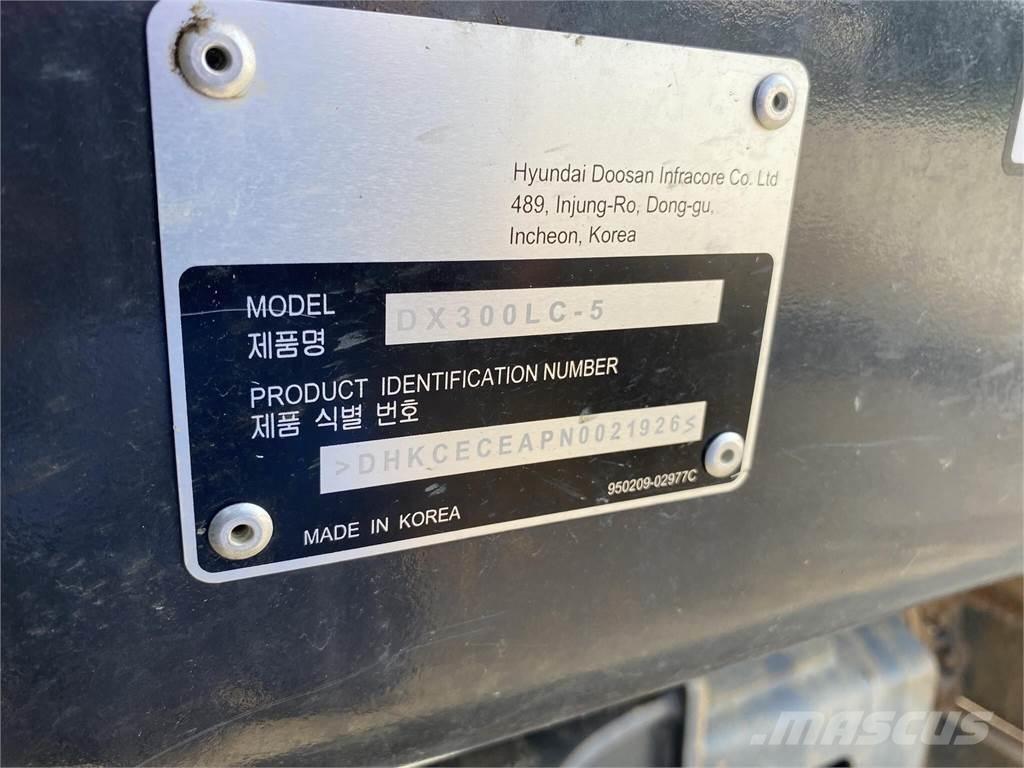 Develon DX300 LC-5 Paletli ekskavatörler