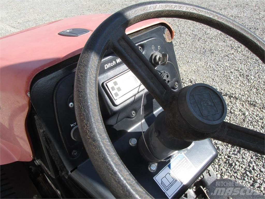Ditch Witch RT30 Kanal kazma makinasi