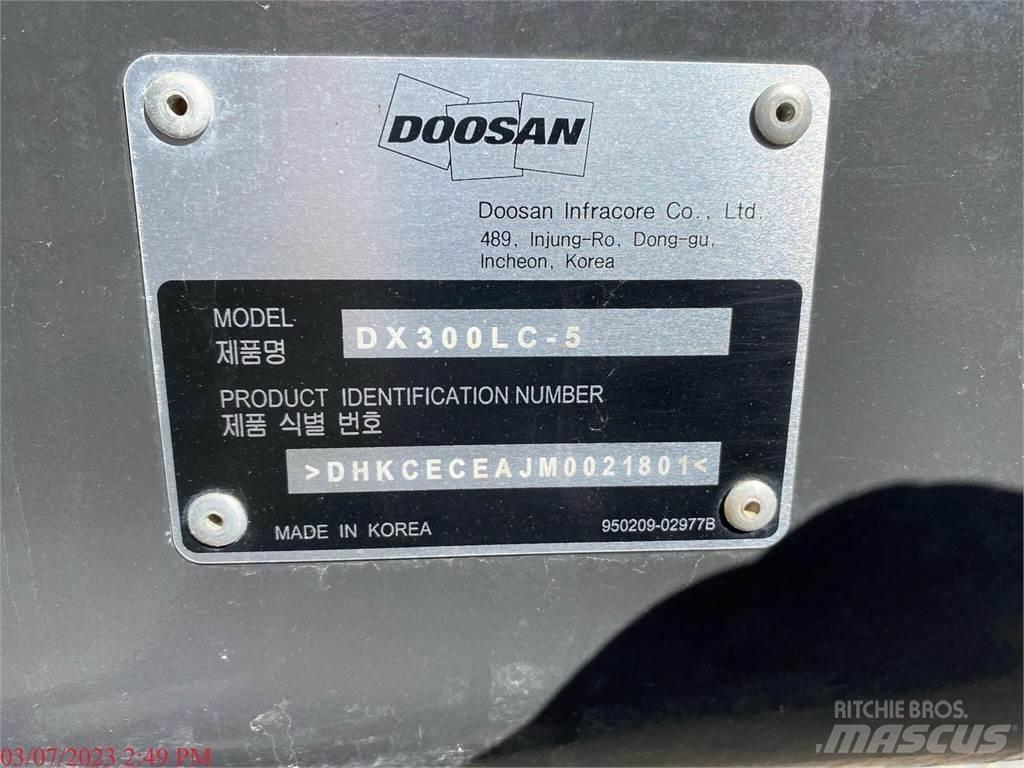Doosan DX300 LC-5 Atık taşıma araçları