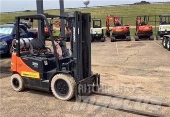 Doosan G25P-5 Diger