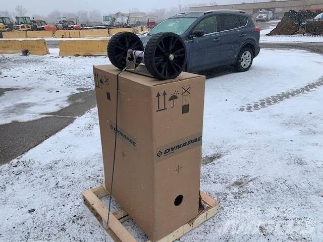 Dynapac DR7X Çekilir titreşimli silindirler