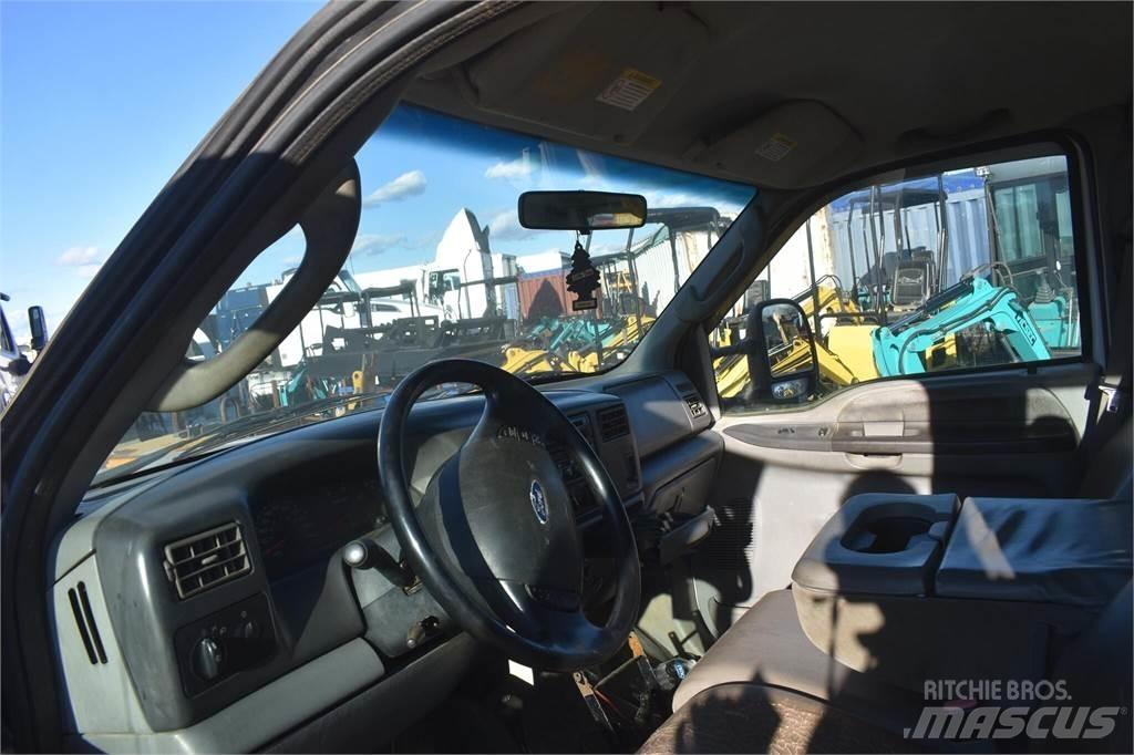 Ford F550 SD Belediye / genel amaçli araçlar