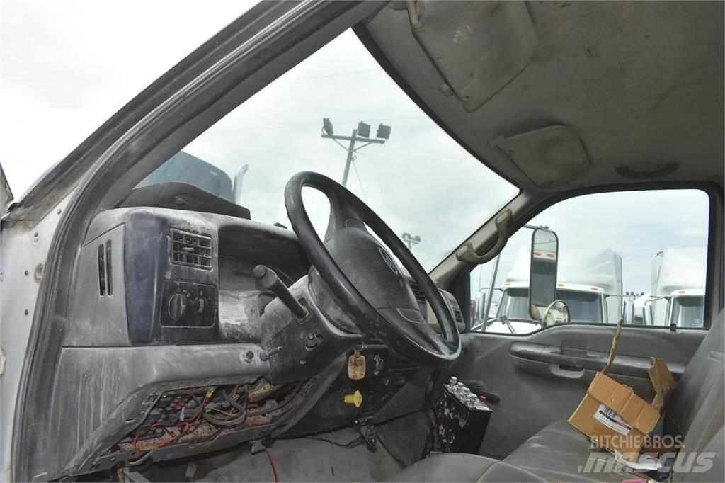 Ford F750 Tankerli kamyonlar