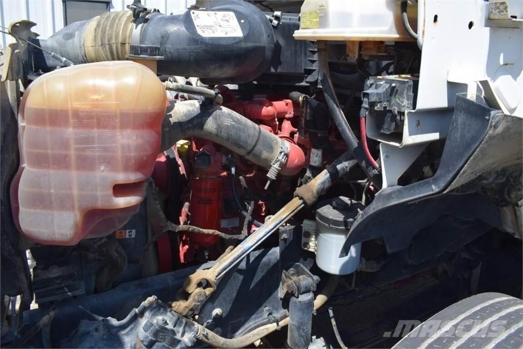 Ford F750 Tankerli kamyonlar