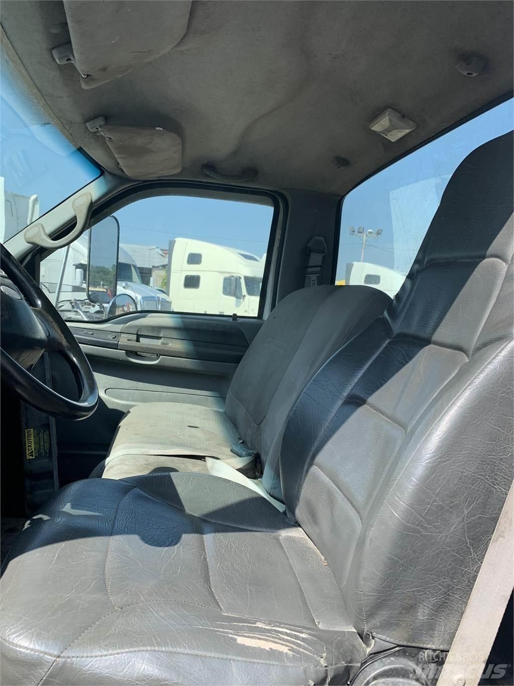 Ford F750 Araç üzeri vinçler